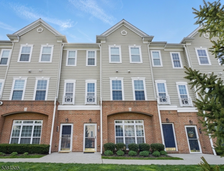 1007 Cunningham Ct 1007