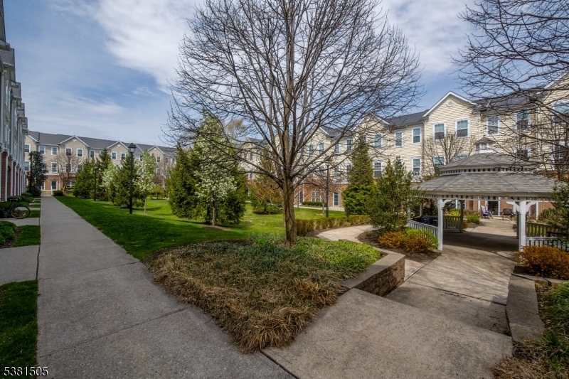 1007 Cunningham Ct 1007