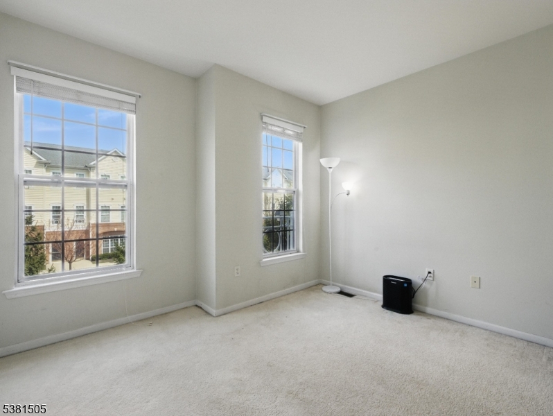 1007 Cunningham Ct 1007