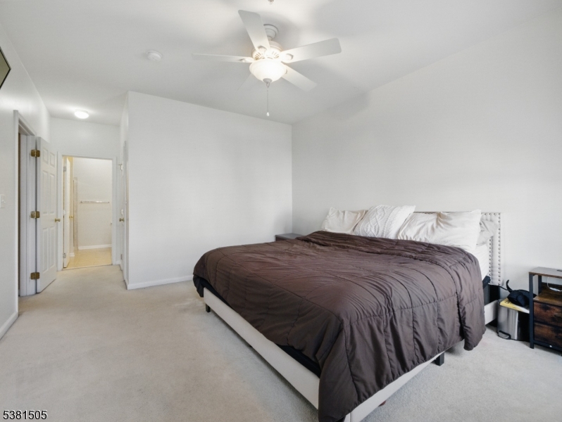 1007 Cunningham Ct 1007