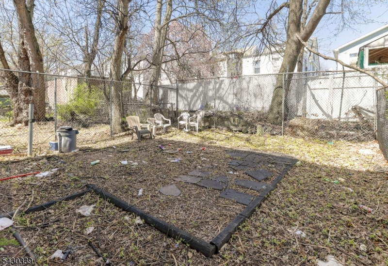 297 Avon Ave