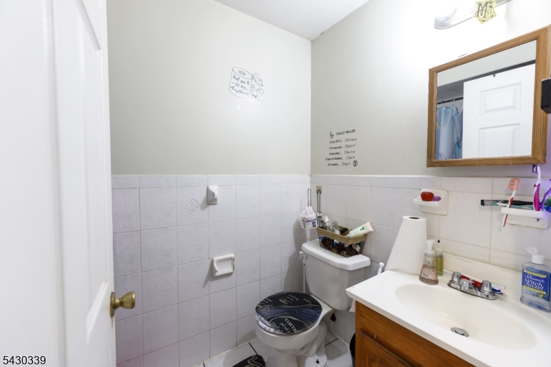 297 Avon Ave