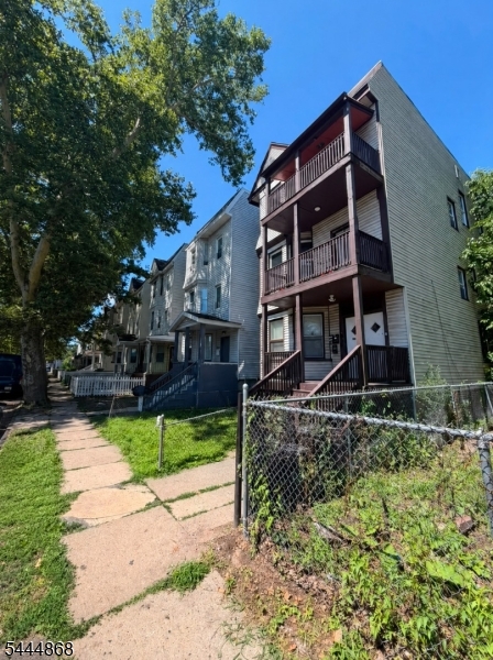 217 N 15Th St