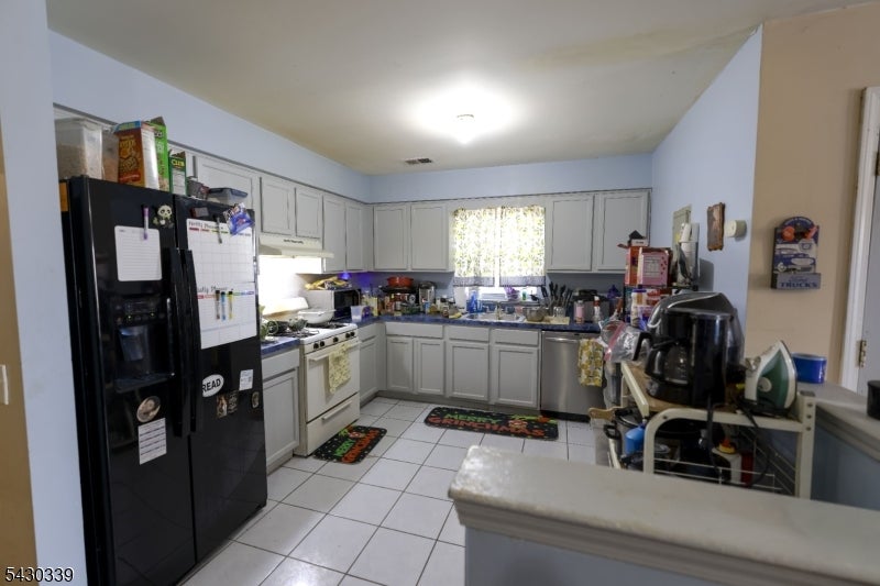 297 Avon Ave
