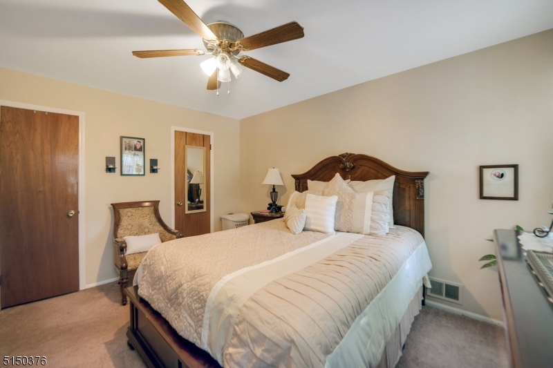 234 Lakewood Dr