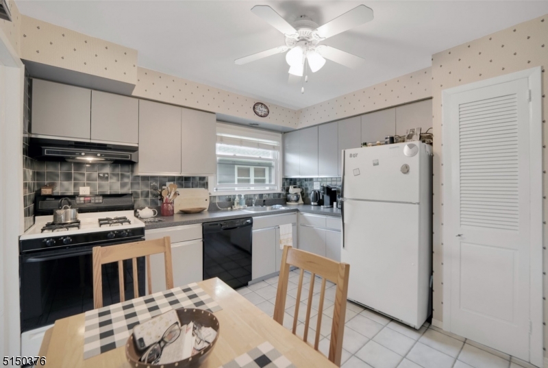 234 Lakewood Dr