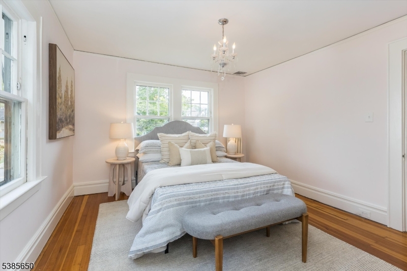 35 Watchung Ave