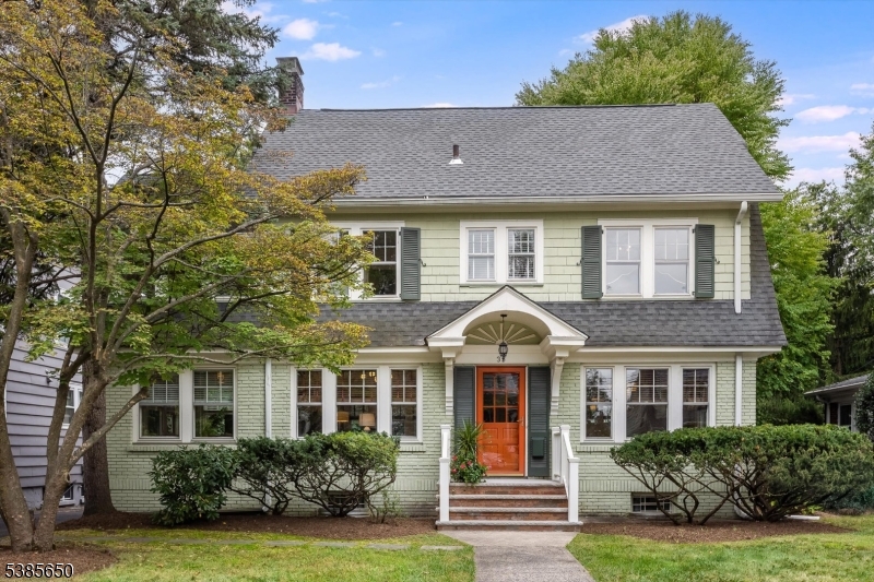 35 Watchung Ave