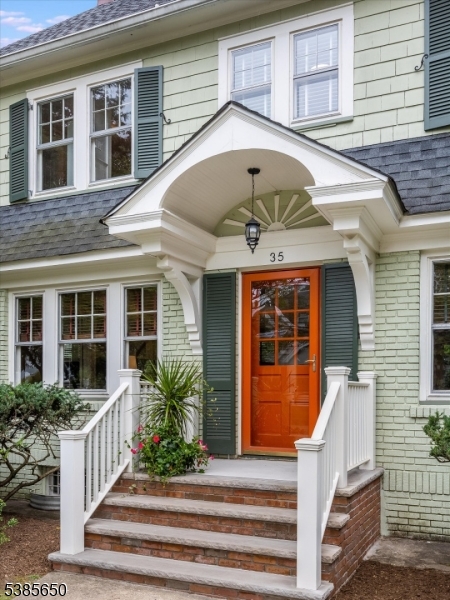 35 Watchung Ave