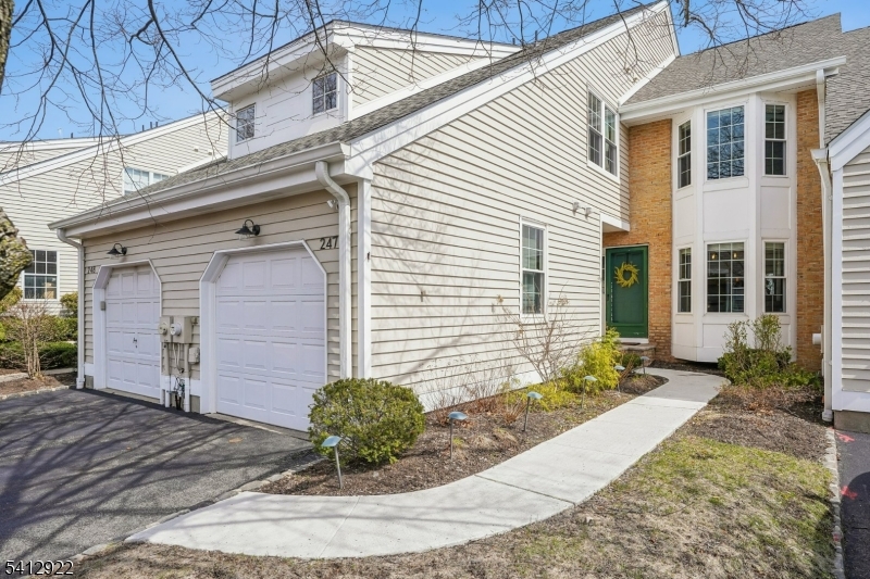 247 Crescenzi Ct