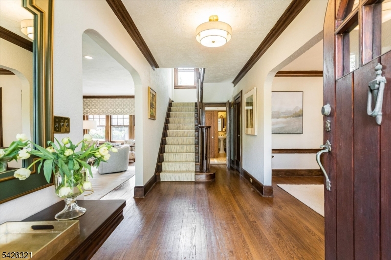13 Ferncliff Ter