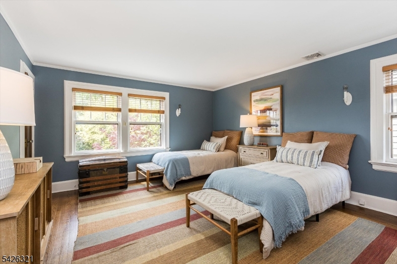 13 Ferncliff Ter