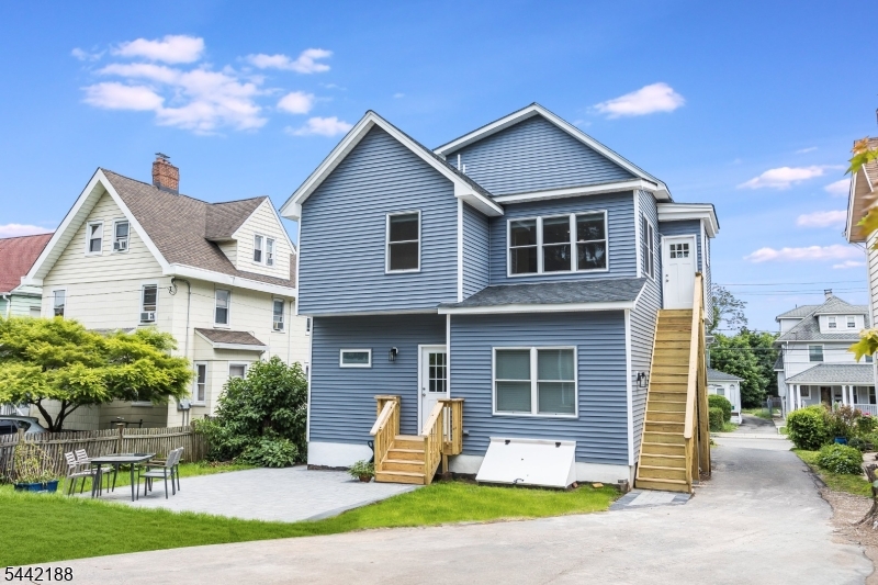 26 N Willow St 2