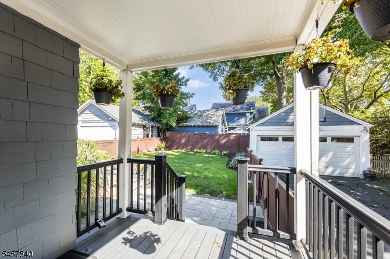10 Colgate Rd