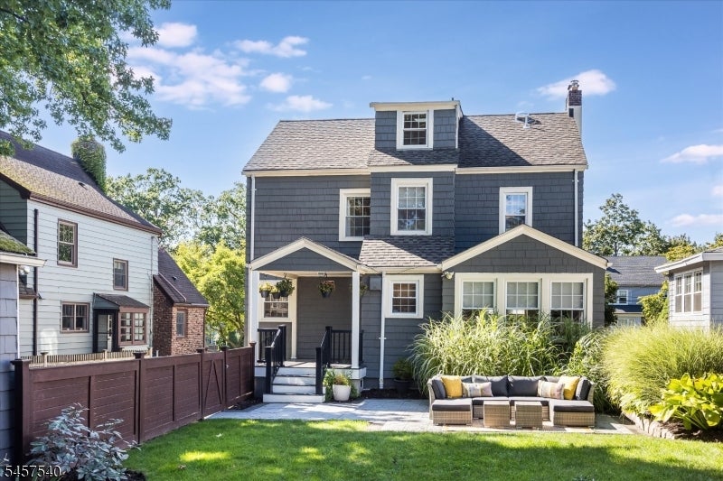 10 Colgate Rd
