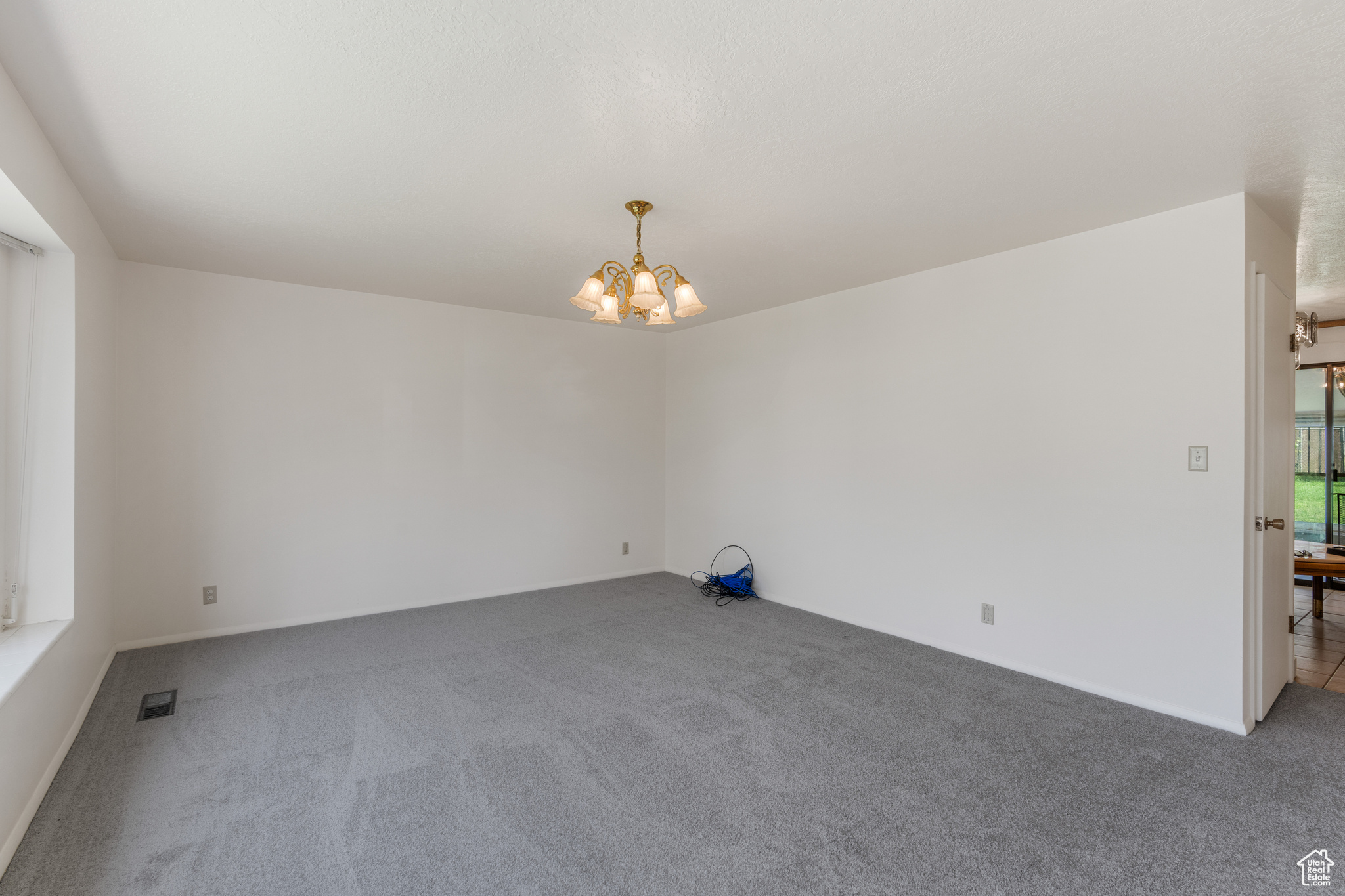 1310 HENDERSON DR