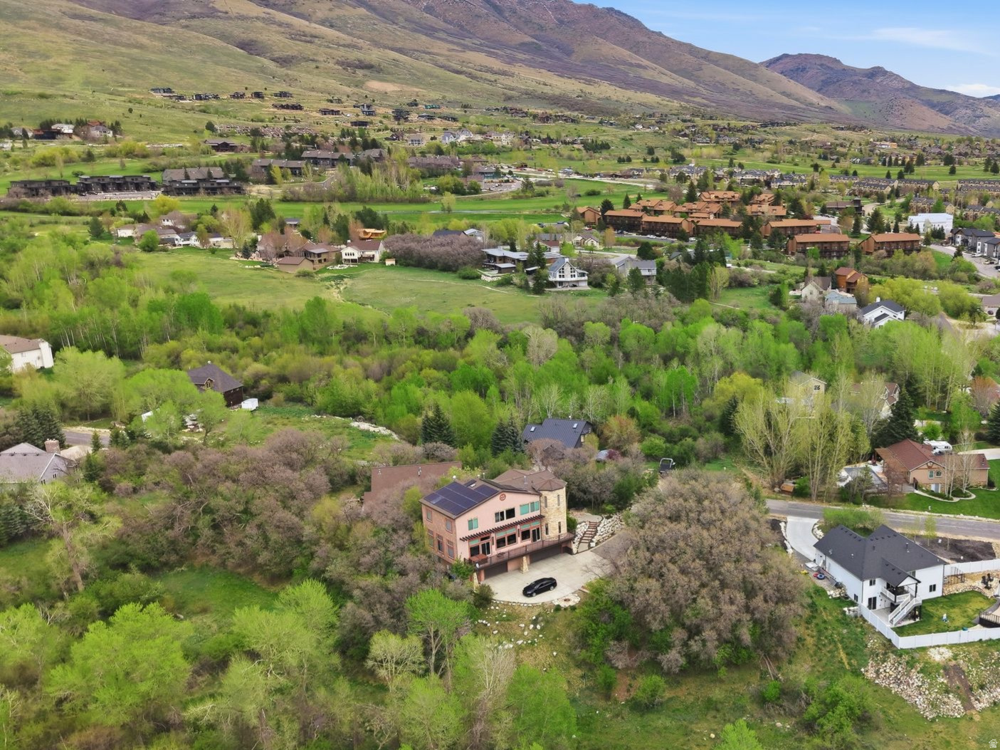 3635 N PATIOSPRINGS DR Unit: 105