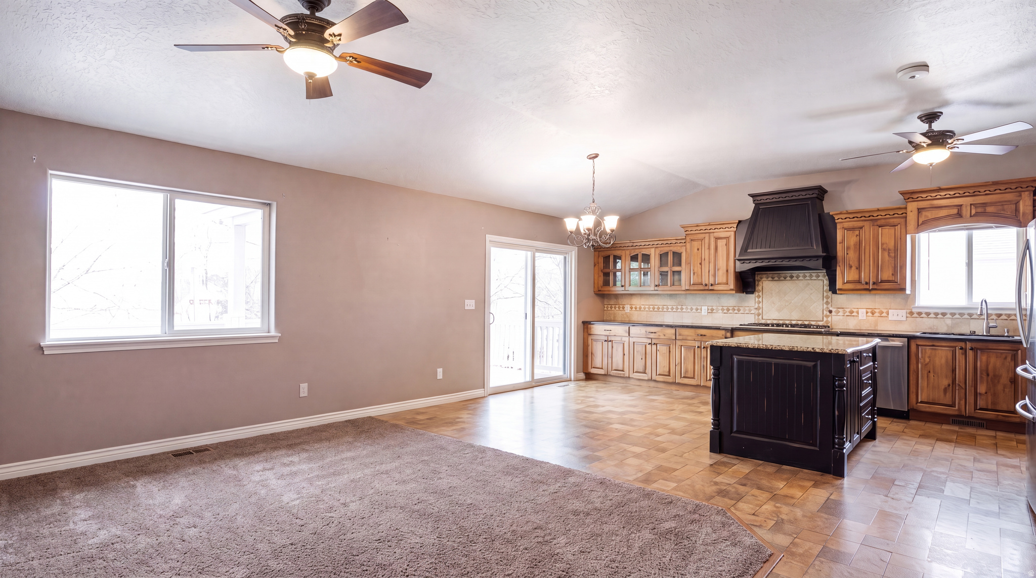 955 W 2390 S