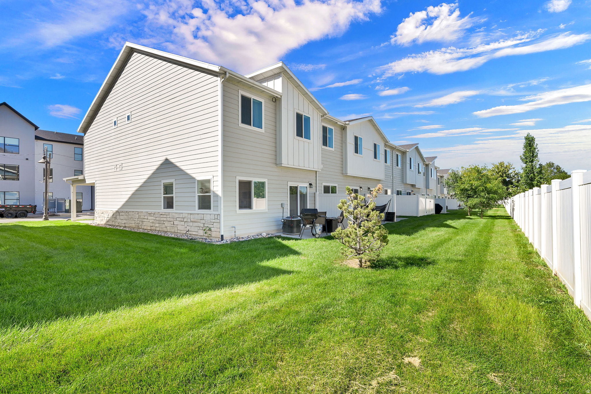 352 E 1850 N #8