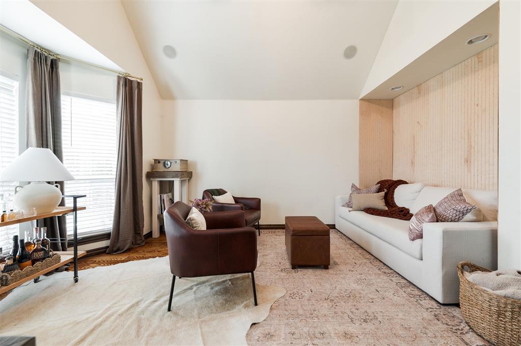 4101 NE 119th Street