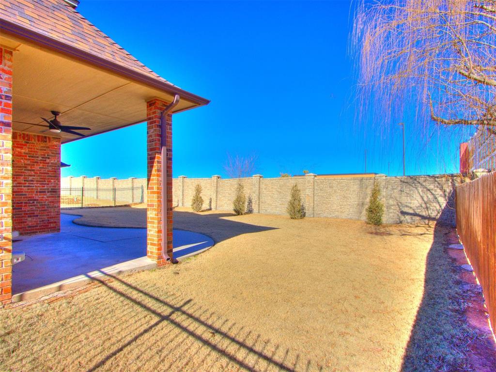 13300 Upper Pond Court