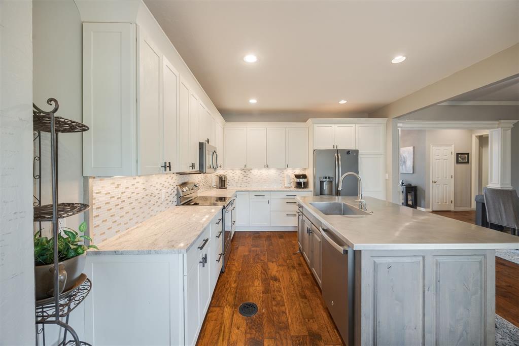 2309 Greystone Court