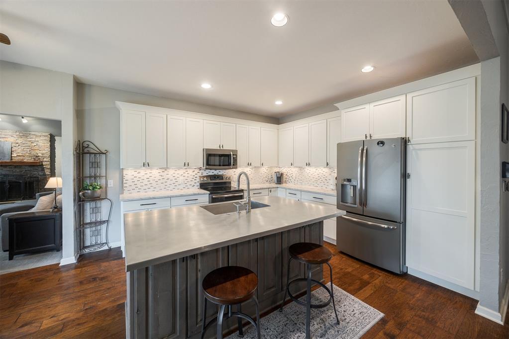 2309 Greystone Court