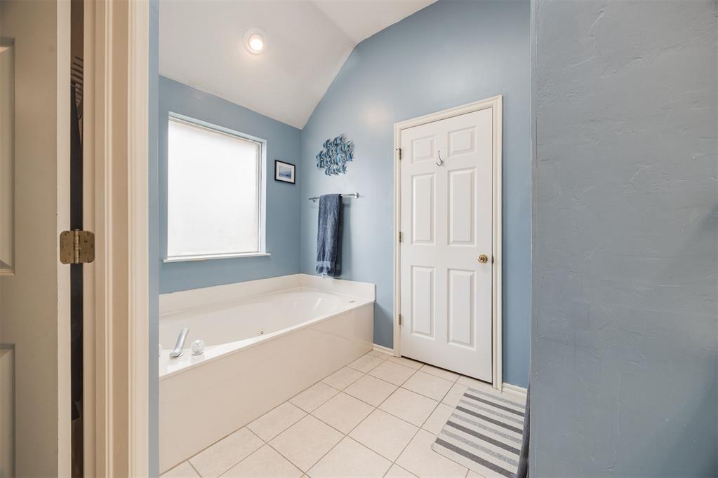 2309 Greystone Court