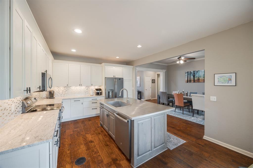 2309 Greystone Court