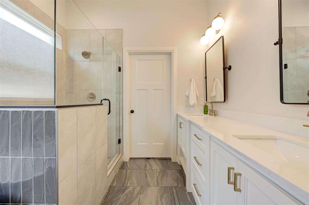 4400 NE 125th Court