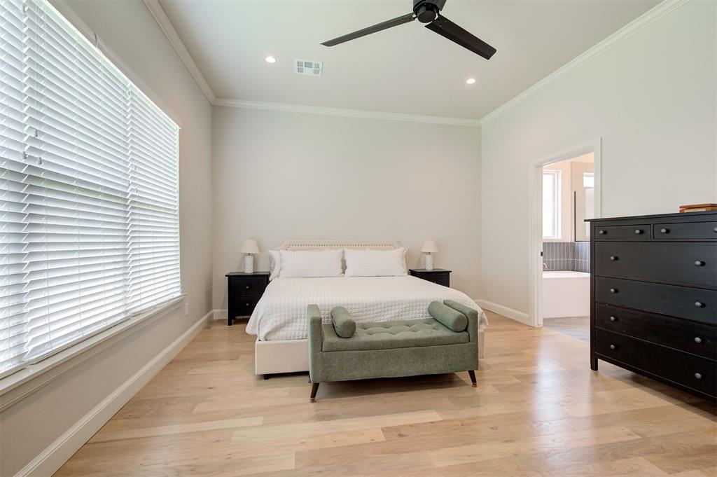 4400 NE 125th Court