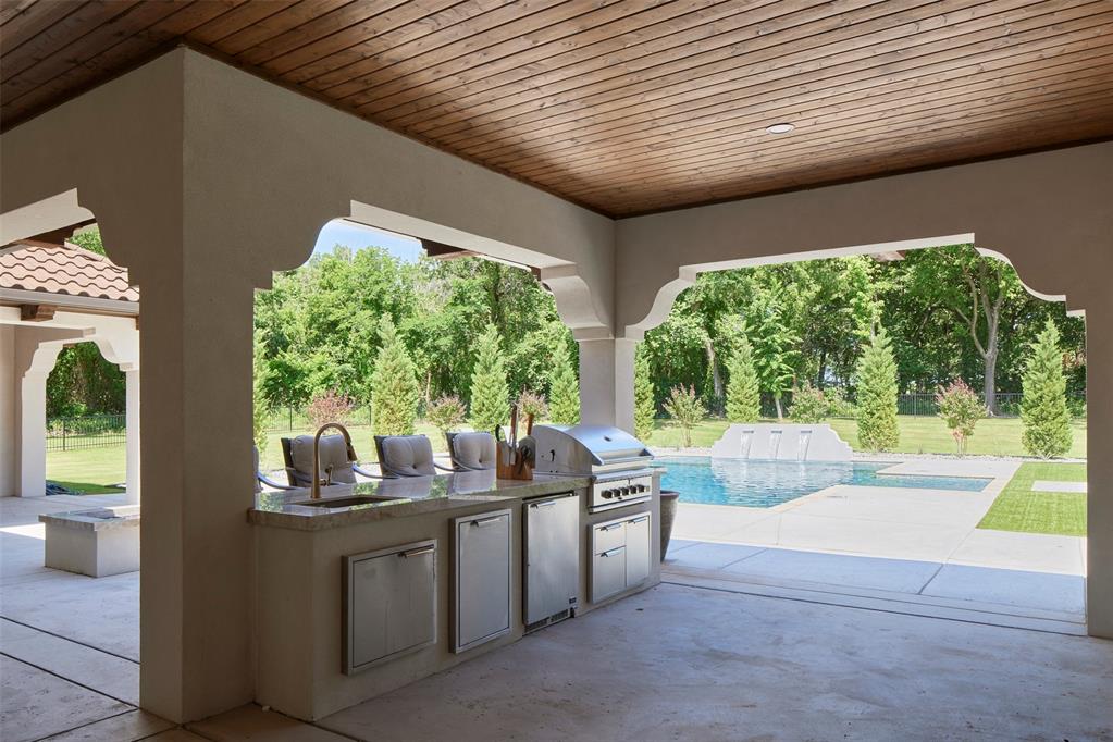 13500 Adero Drive