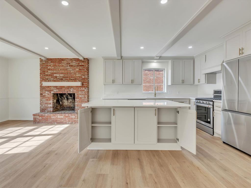 2620 NW 45th Street