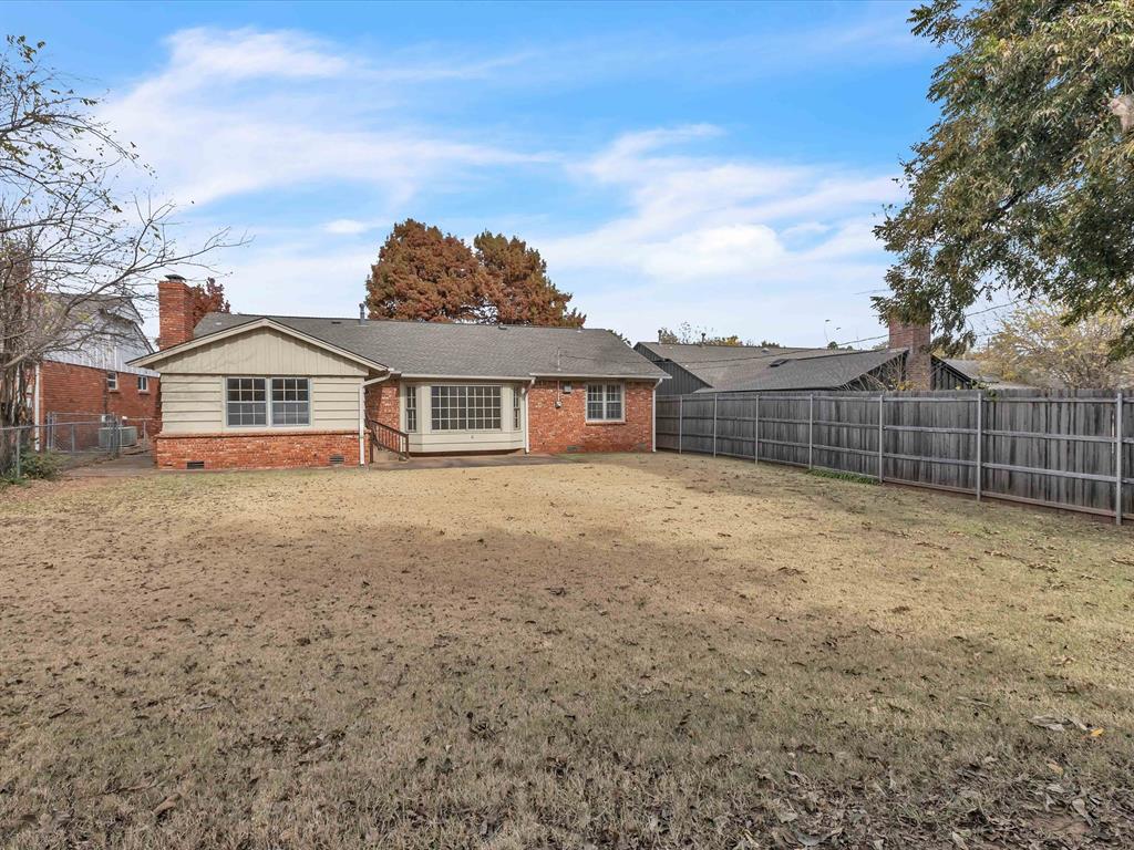 2620 NW 45th Street