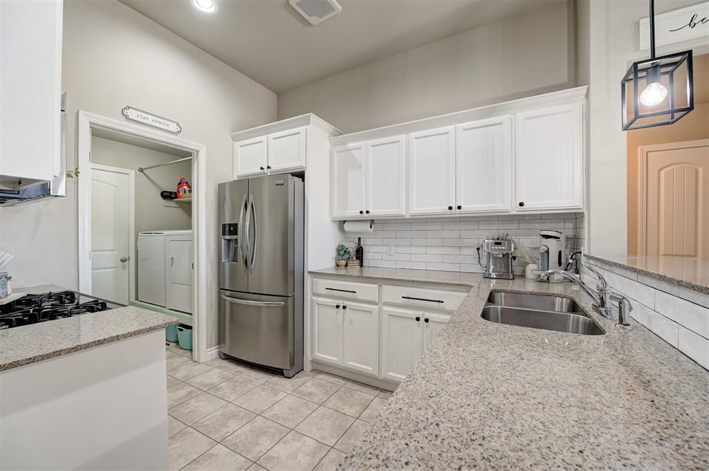 9541 SW 27th Street