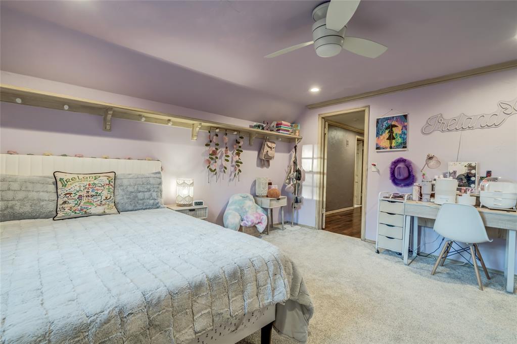 808 Rock Hollow Road