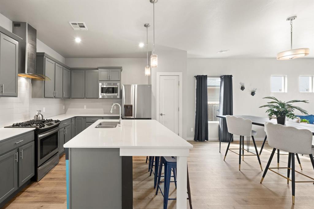 609 NW 182nd Street