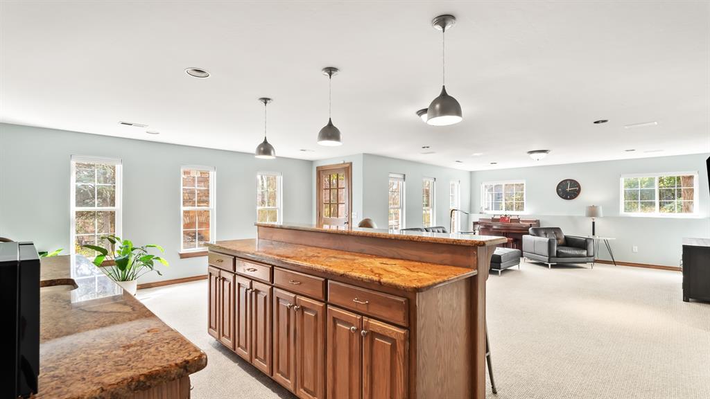 1124 Caines Hill Road