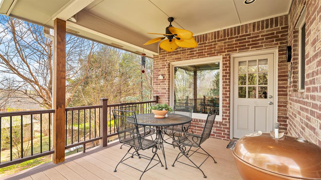 1124 Caines Hill Road