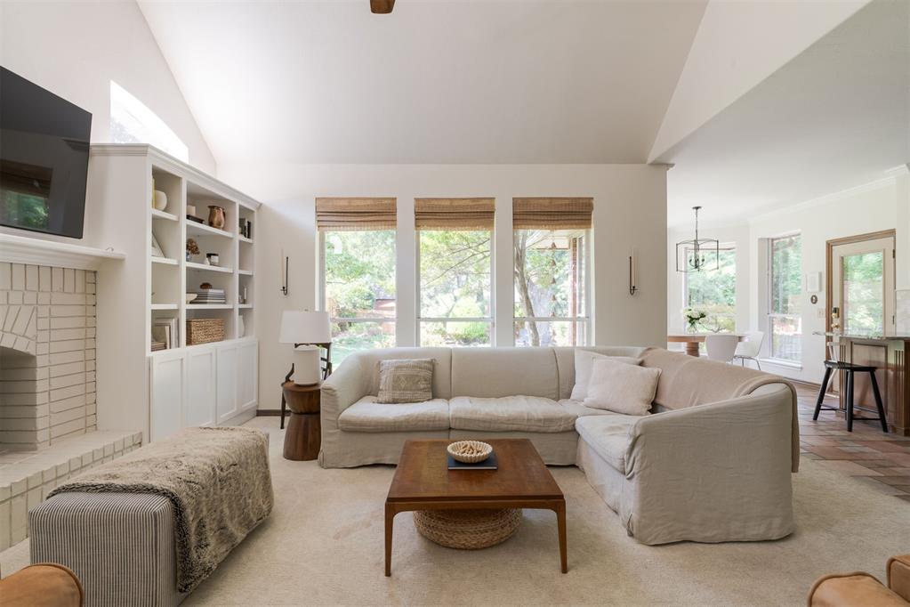 717 Fox Tail Drive