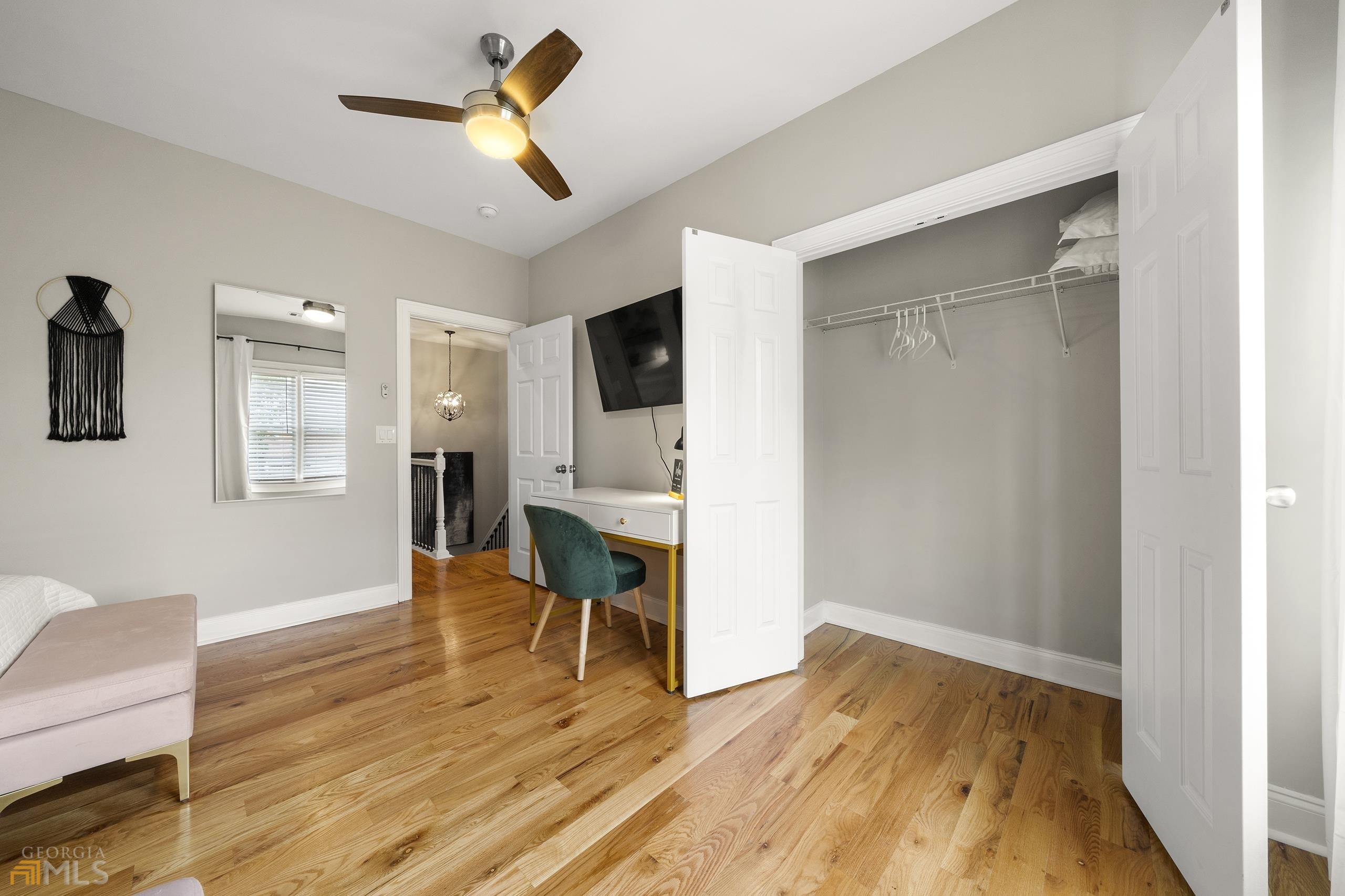 3358 Colville Avenue