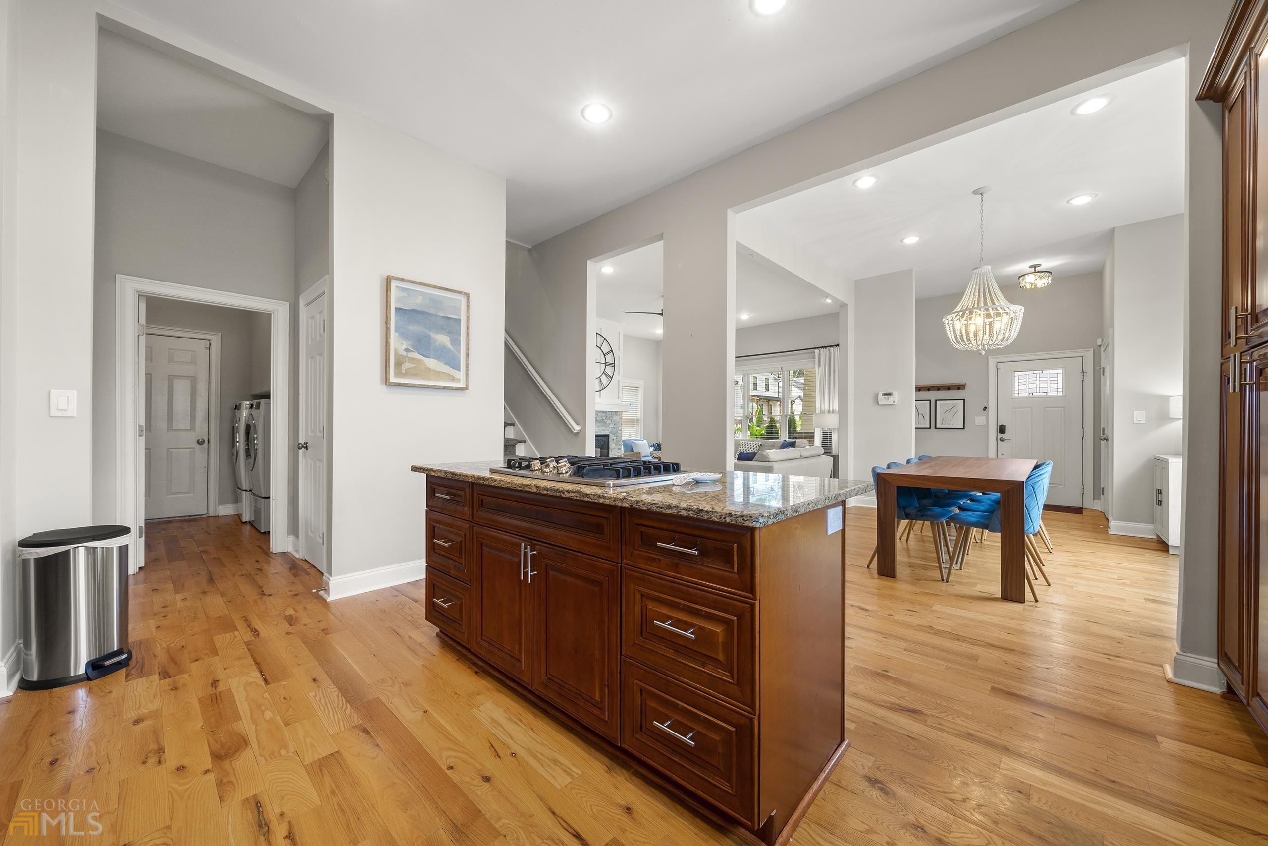 3358 Colville Avenue