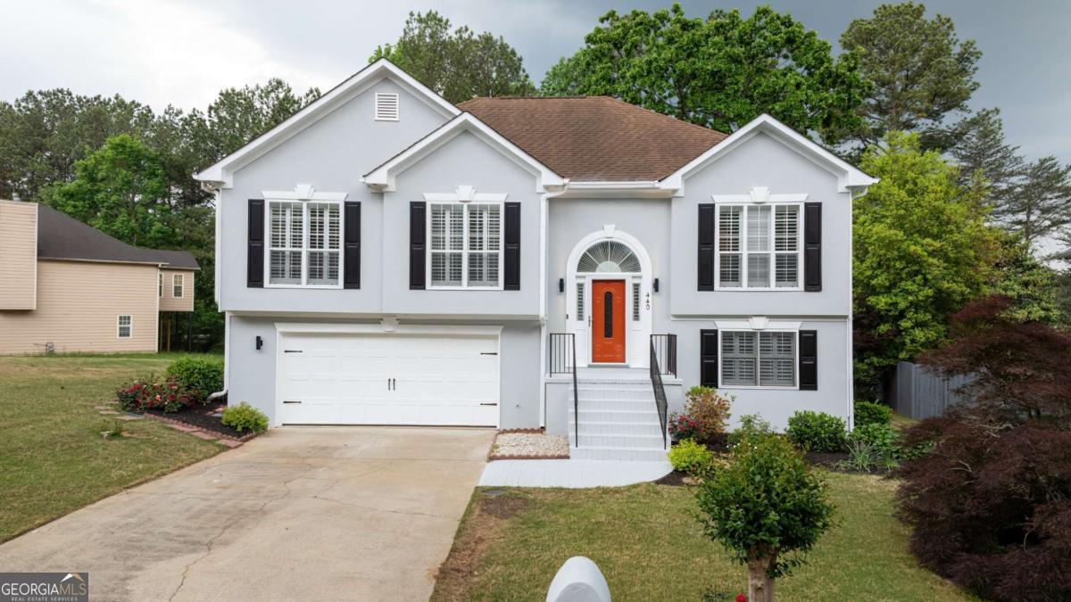 440 Hickory Glen Lane SW