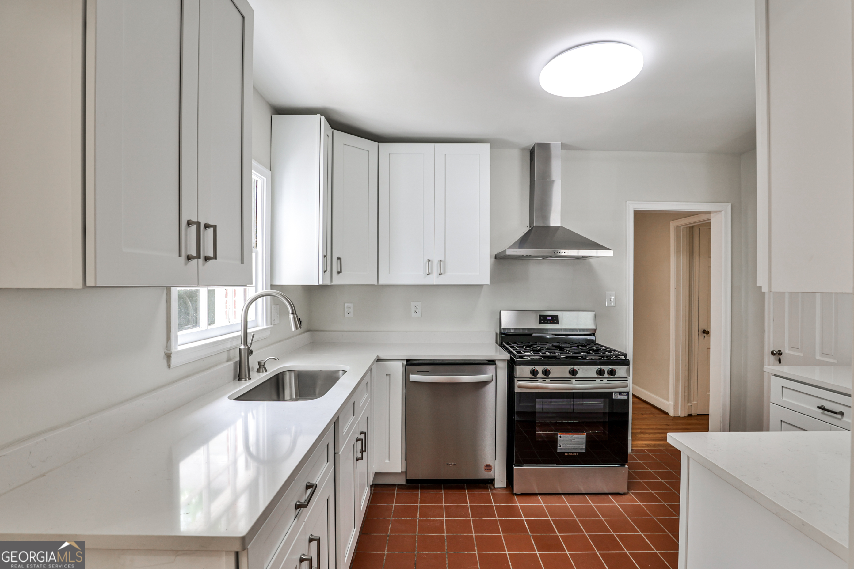 1986 N Decatur Road NE