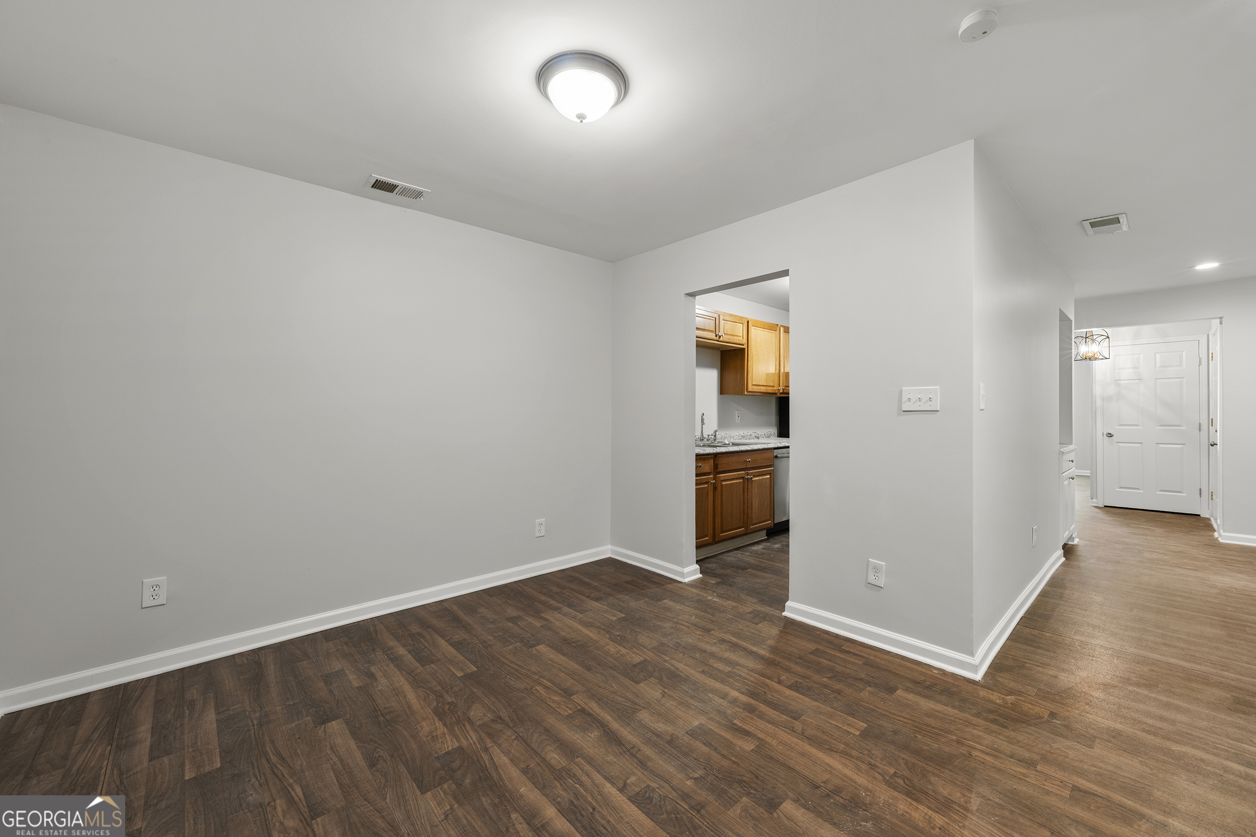 3575 Oakvale Road # 105