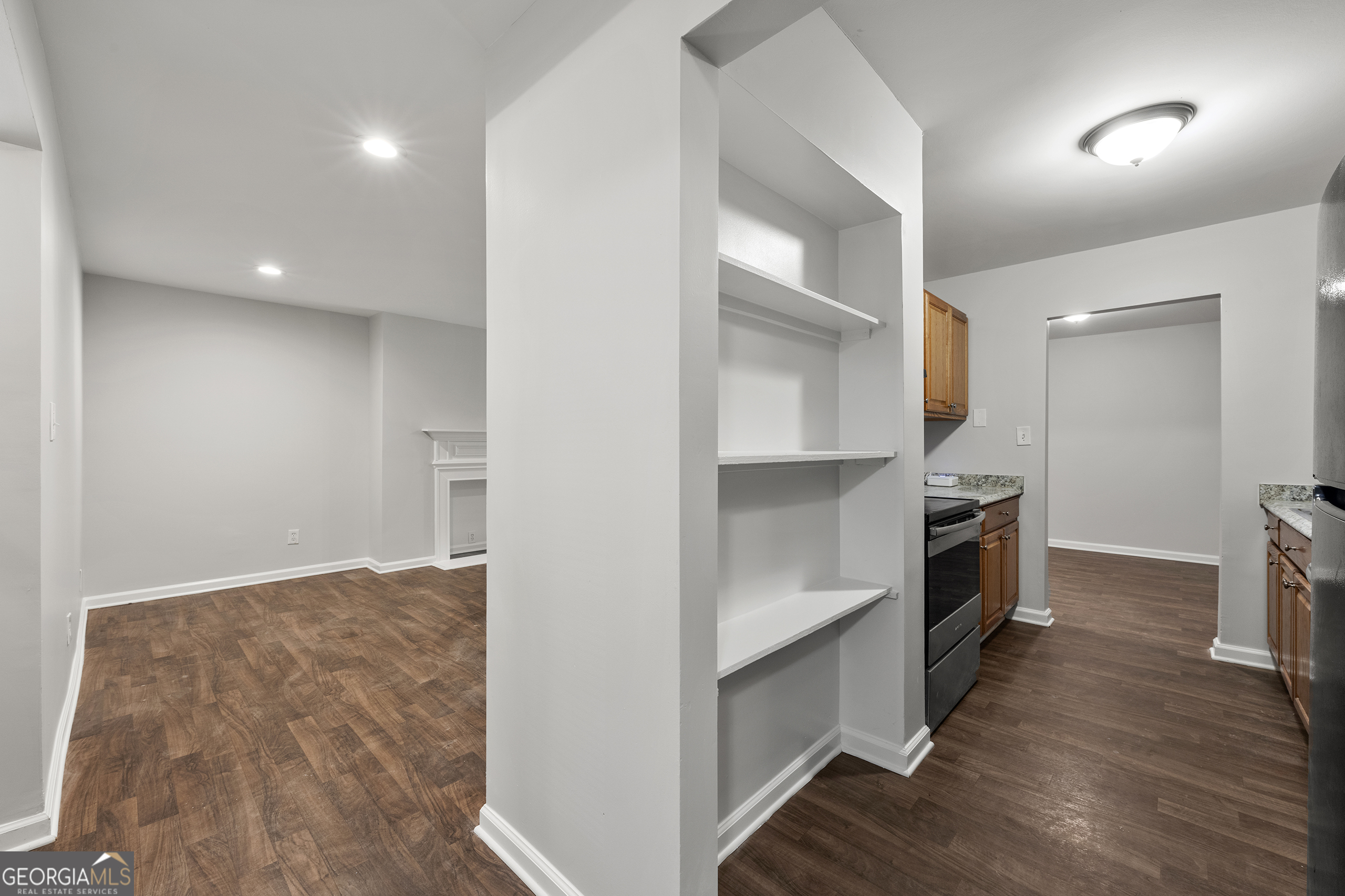 3575 Oakvale Road # 105