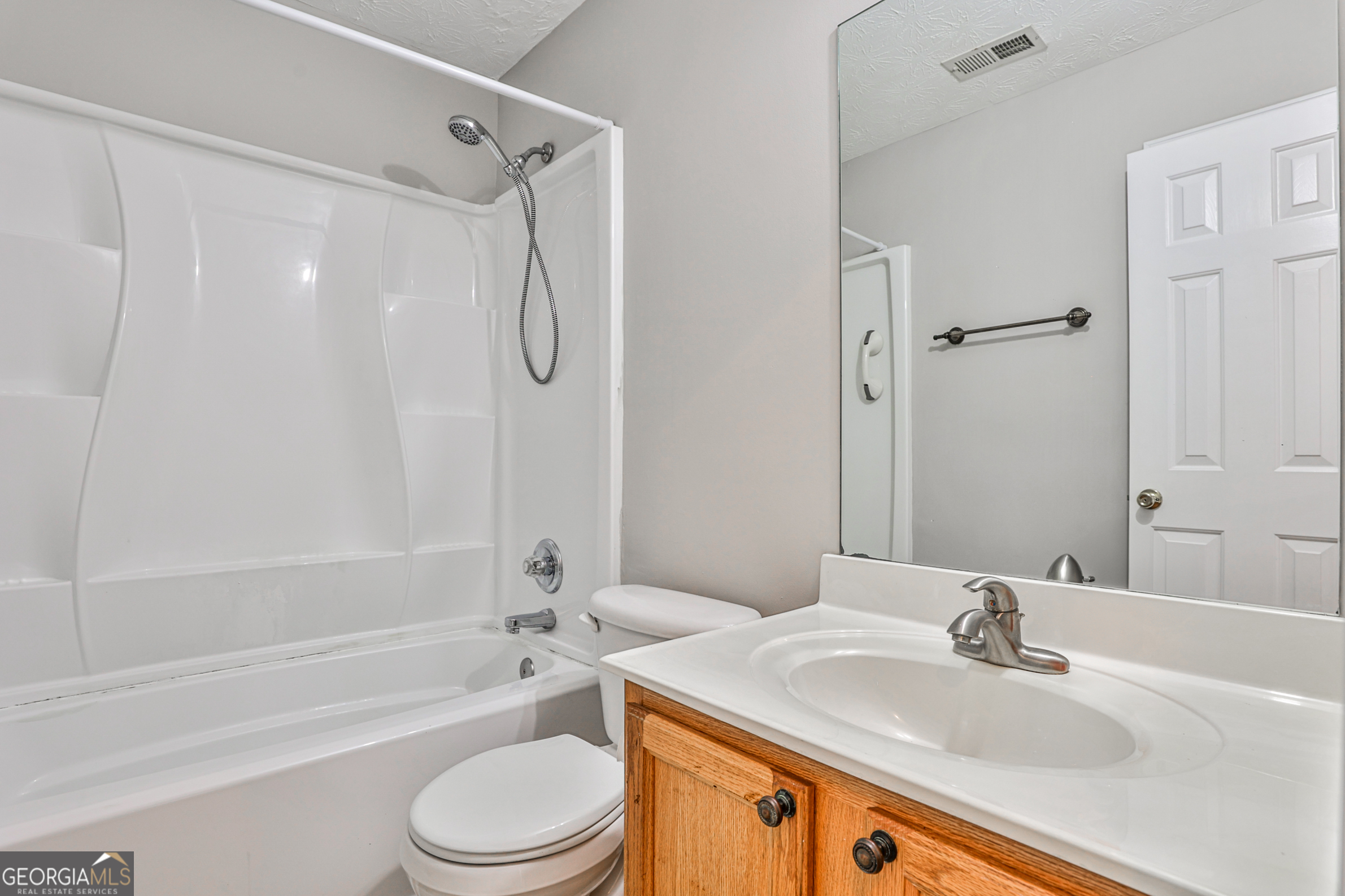 1505 Heatherton Road