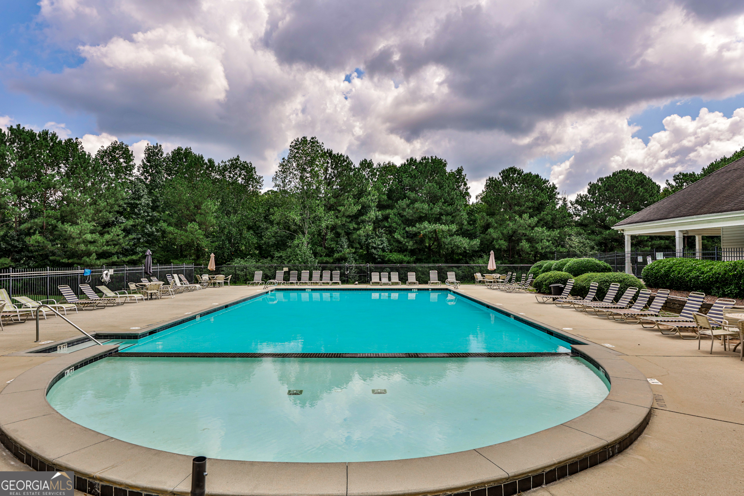 1505 Heatherton Road