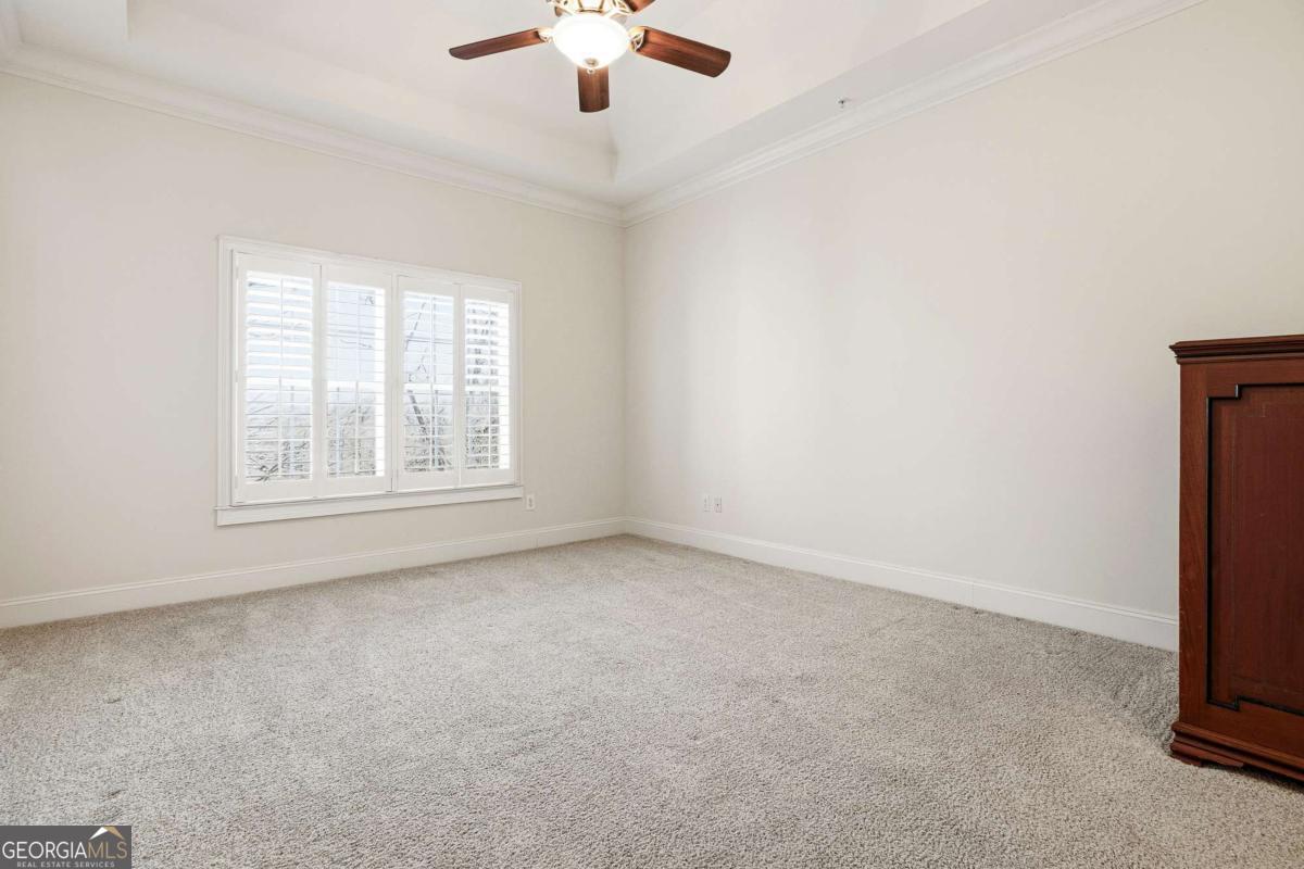 417 Clairemont Avenue # 319