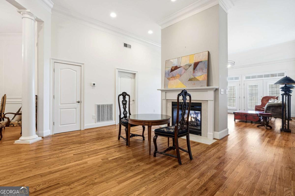 417 Clairemont Avenue # 319